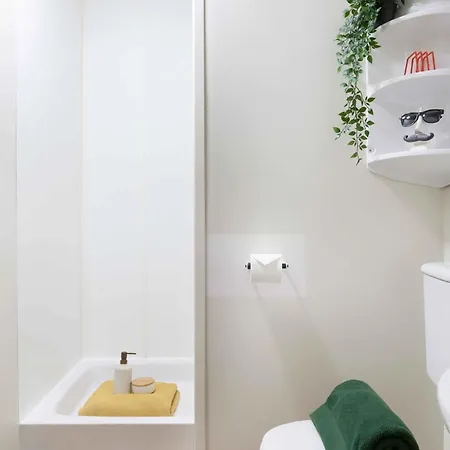 Apartment For Students Only In Bristol